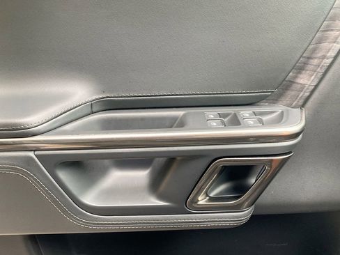 Used 2023 Rivian R1S Adventure image 16