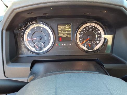 Used 2018 RAM 2500 Tradesman image 27