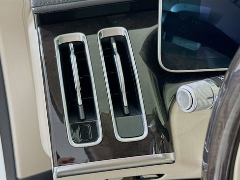 Used 2023 Mercedes-Benz S 580 4MATIC Sedan image 11