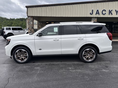 New 2026 Ford Expedition King Ranch AWD/4WD image 1