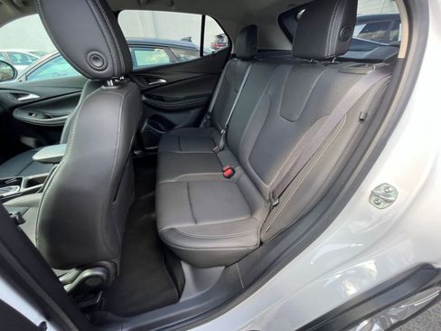 Used 2025 Buick Encore GX Preferred FWD image 35