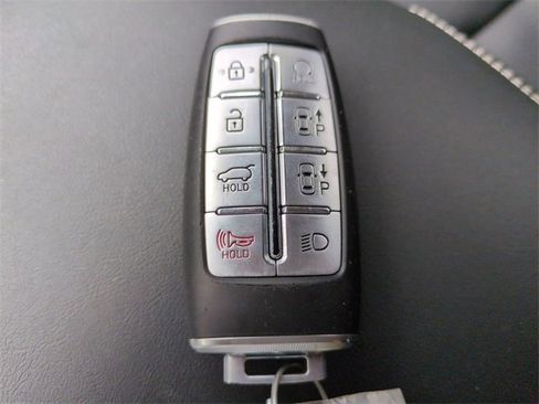 Certified 2023 Genesis Electrified GV70 Advanced image 29
