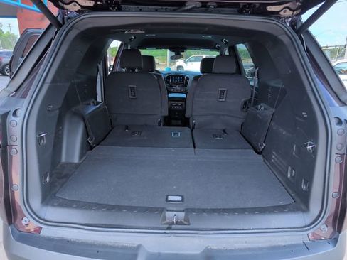 Used 2023 Chevrolet Traverse LT AWD/4WD image 20