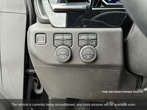 Used 2024 Chevrolet Silverado 2500 High Country AWD/4WD image 23