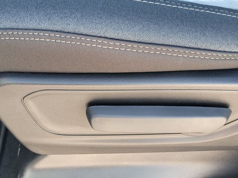 New 2026 RAM 1500 Express AWD/4WD image 11