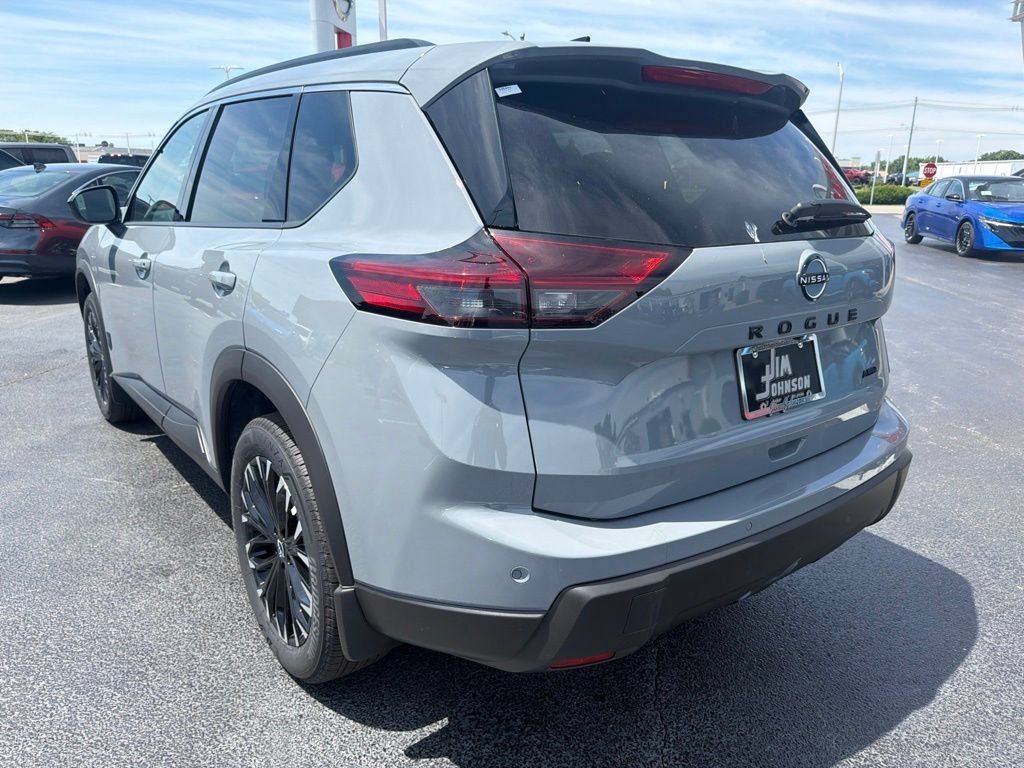 New 2026 Nissan Rogue Dark Armor AWD/4WD image 3