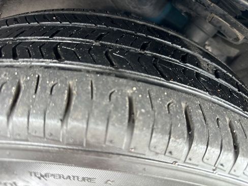 Used 2020 Ford Escape SEL image 12