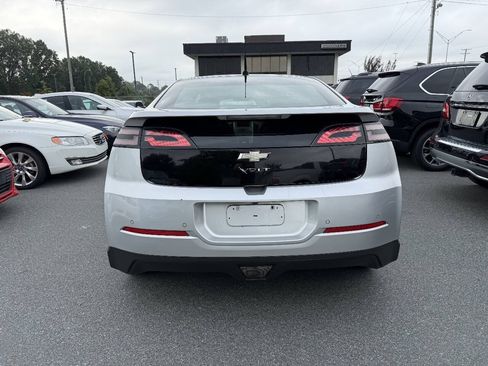 Used 2011 Chevrolet Volt Premium w/ Premium Trim Package FWD image 5