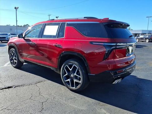 New 2026 Chevrolet Traverse High Country image 5