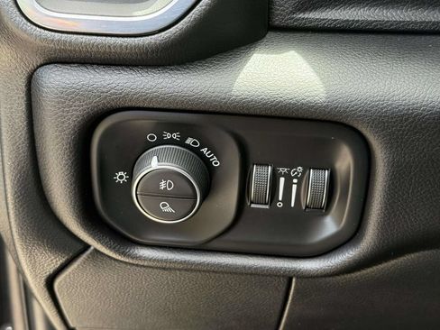 Used 2024 RAM 2500 Laramie AWD/4WD image 21