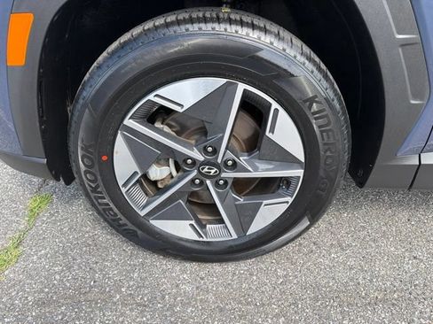 Used 2025 Hyundai Tucson SEL AWD/4WD image 23