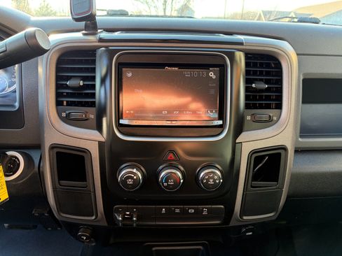 Used 2017 RAM 3500 Tradesman w/ Chrome Appearance Group image 16