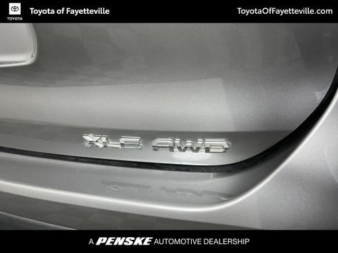 Certified 2026 Toyota Highlander XLE AWD/4WD image 5