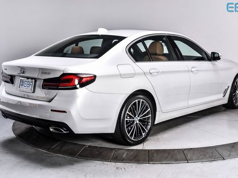Used 2022 BMW 530i xDrive w/ Convenience Package image 6