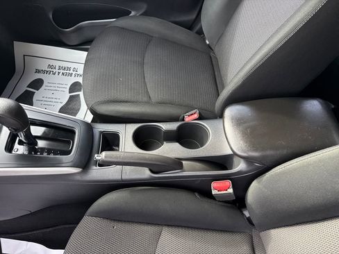 Used 2019 Nissan Sentra S image 26