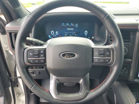 Used 2024 Ford Expedition Limited AWD/4WD image 14