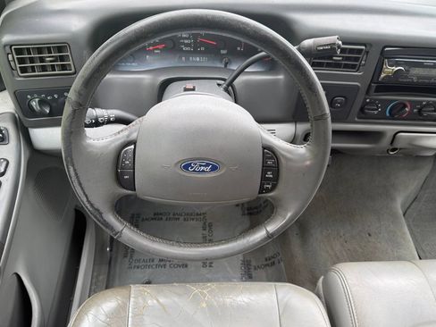 Used 2004 Ford F350 Lariat AWD/4WD image 14