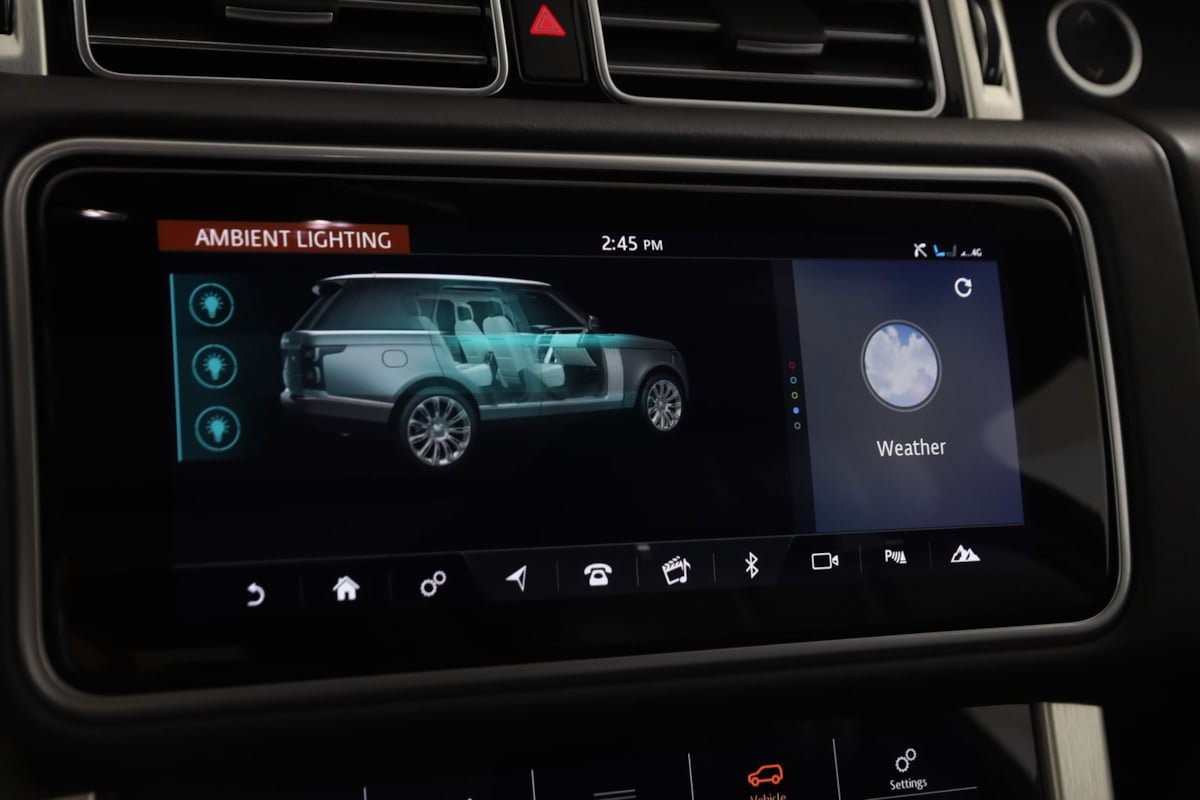 Used 2018 Land Rover Range Rover Supercharged AWD/4WD image 38