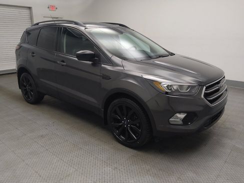 Used 2018 Ford Escape SE w/ SE Sport Appearance Package image 11