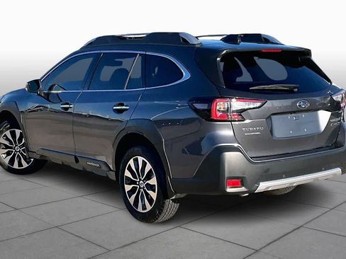 Used 2025 Subaru Outback Touring XT image 12