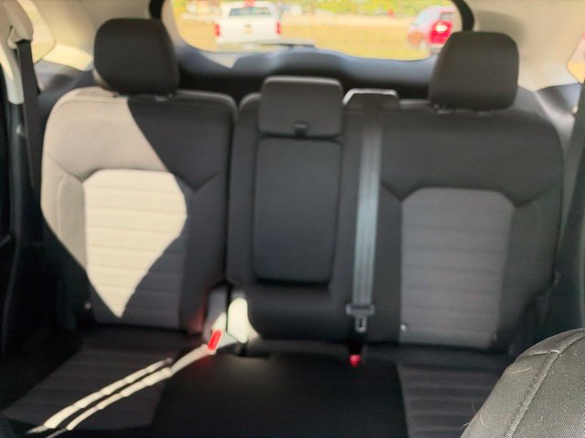 Used 2020 Ford Edge SE FWD image 22