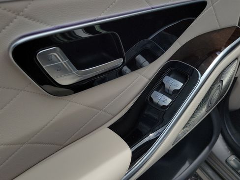 Certified 2023 Mercedes-Benz S 580 4MATIC Sedan image 12