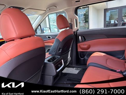 New 2026 Kia Carnival EX FWD image 19
