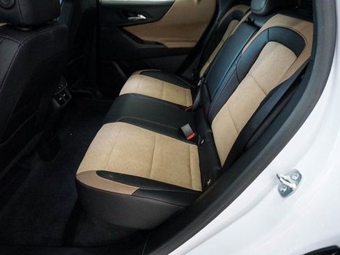 New 2026 Chevrolet Equinox ACTIV w/ Convenience Package III image 18