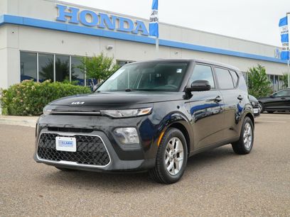 Used 2022 Kia Soul LX w/ Technology Package