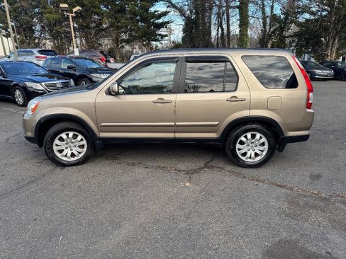 Used 2005 Honda CR-V EX image 4