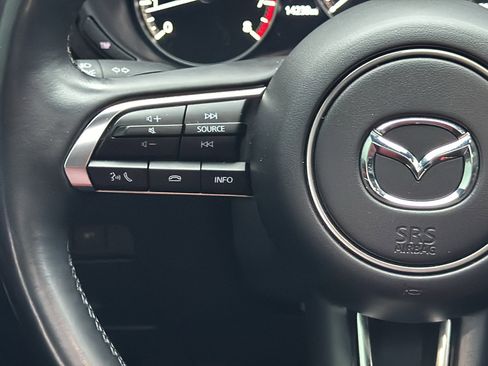 Certified 2025 MAZDA MAZDA3 Hatchback w/Premium Plus Pkg AWD/4WD image 30