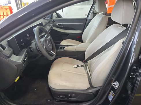 Used 2025 Hyundai Sonata SEL FWD image 5