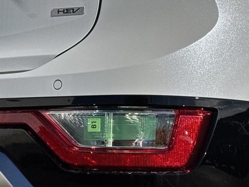 New 2025 Kia Niro EX Touring image 13