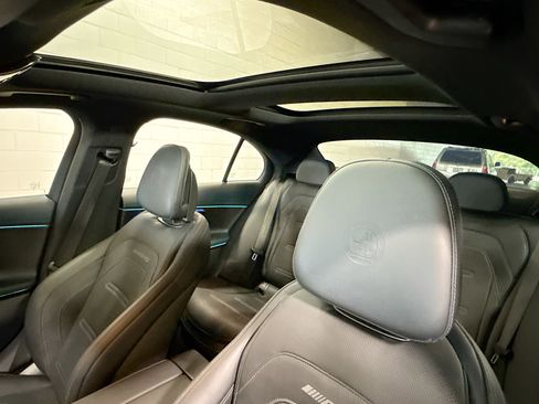 Used 2025 Mercedes-Benz E 53 AMG e 4MATIC Sedan image 27