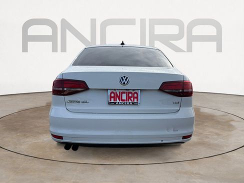 Used 2016 Volkswagen Jetta SEL w/ Lighting Package FWD image 10