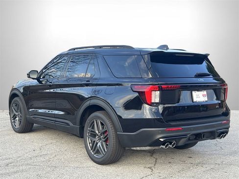 New 2026 Ford Explorer ST w/ Sun And Sound Package image 28