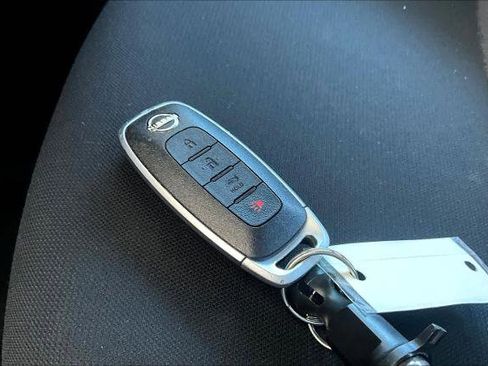 Certified 2024 Nissan Sentra SV image 13