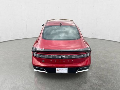 Used 2024 Hyundai Sonata SEL FWD image 30