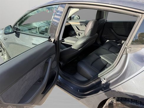 Used 2023 Tesla Model 3 Performance image 20