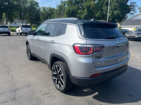 Used 2018 Jeep Compass Limited w/ Navigation Group AWD/4WD image 5