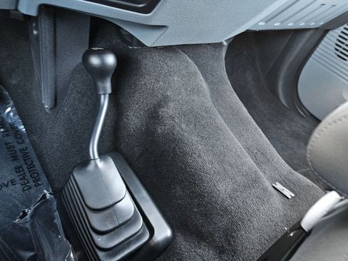 Used 2016 Ford F250 XLT w/ XLT Value Package image 13