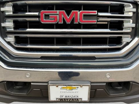 Used 2018 GMC Sierra 1500 SLT AWD/4WD image 32