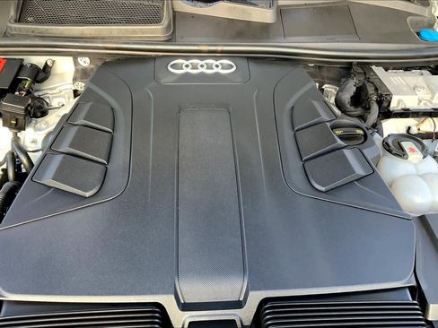 Used 2019 Audi Q7 3.0T Prestige w/ Prestige Package AWD/4WD image 31