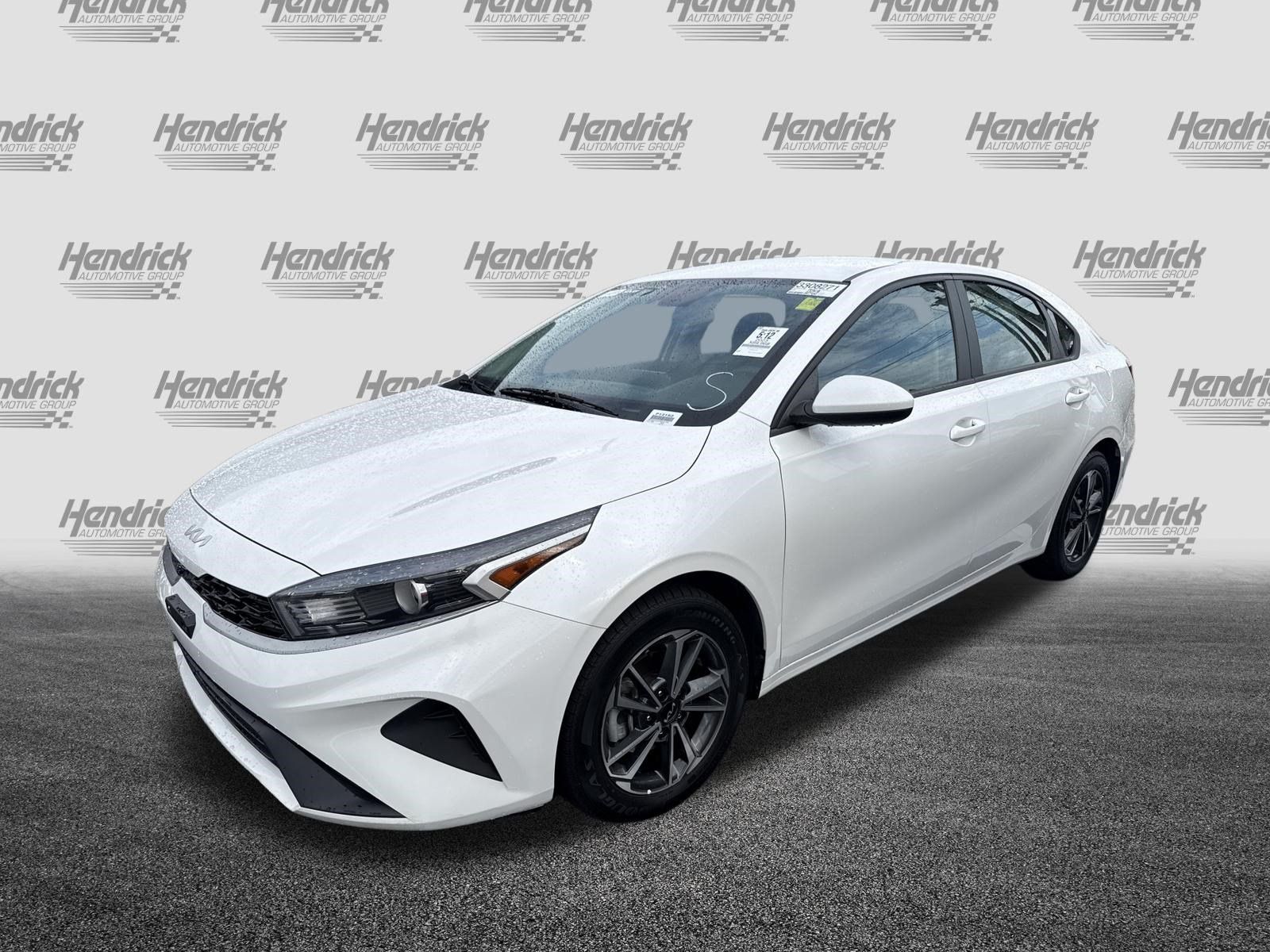 Used 2023 Kia Forte LXS FWD image 5
