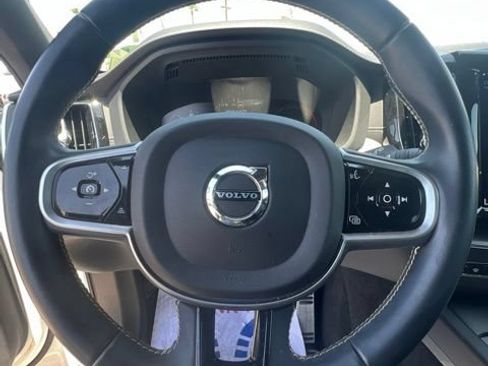 Used 2021 Volvo XC60 T8 R-Design w/ Advanced Package AWD/4WD image 10