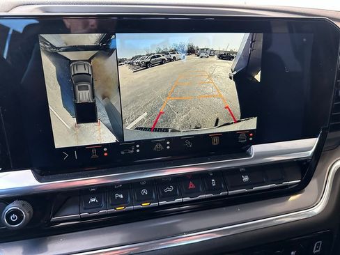 Used 2025 Chevrolet Silverado 1500 High Country image 27