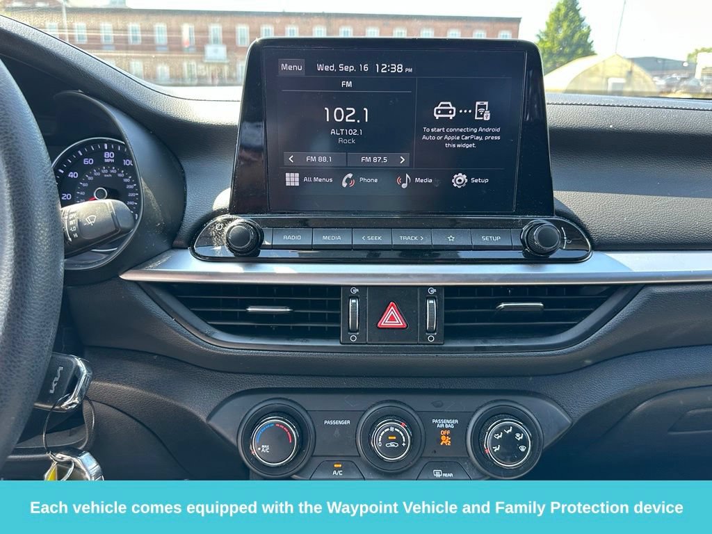Used 2023 Kia Forte LXS w/ LXS Technology Package FWD image 18