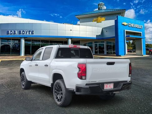 New 2026 Chevrolet Colorado W/T w/ WT Custom Package RWD image 3