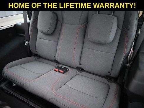 Used 2024 Jeep Wrangler Rubicon w/ Capability Package image 39
