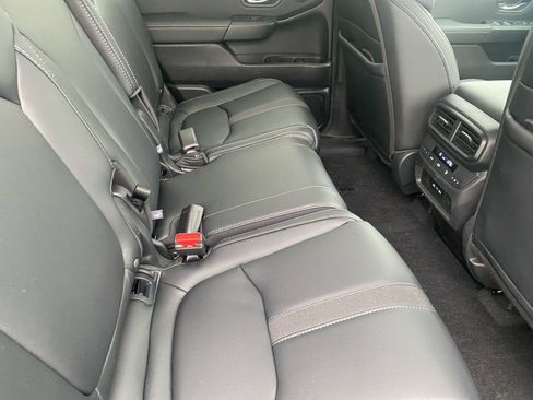 Certified 2025 Honda Pilot EX-L image 33